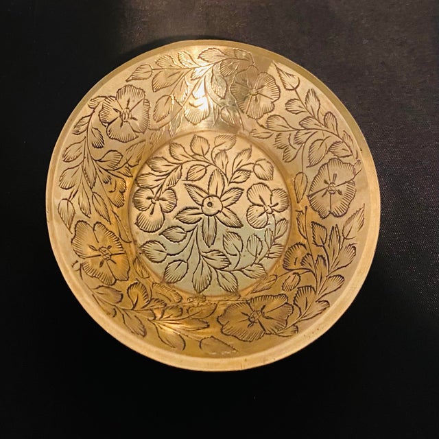 Indian Vintage Mid-Century Hand-Etched Indian Brass Bowls - Set of 2 For Sale - Image 3 of 7
