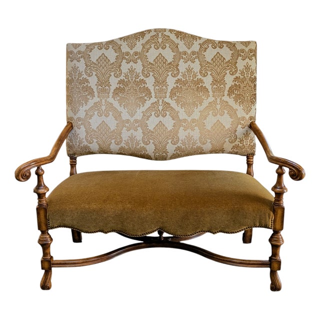 1960s Custom Designed Neoclassical Style Vintage Bench/Loveseat With Carved Wooden Arms, Velour Camel Color Seat & Gold Damask Upholstery For Sale