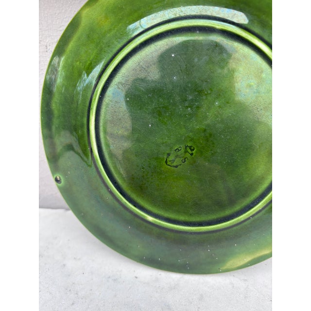 French Country 19th Century Majolica Pink Flowers Plate Clairefontaine For Sale - Image 3 of 4