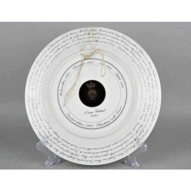 Versace for Rosenthal Lange Gabriel Plate, 1996 20th Century For Sale - Image 3 of 5
