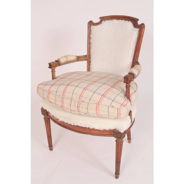 Pair of Late 18th Century Louis XVI Beech Wood Armchair Frames For Sale - Image 4 of 13