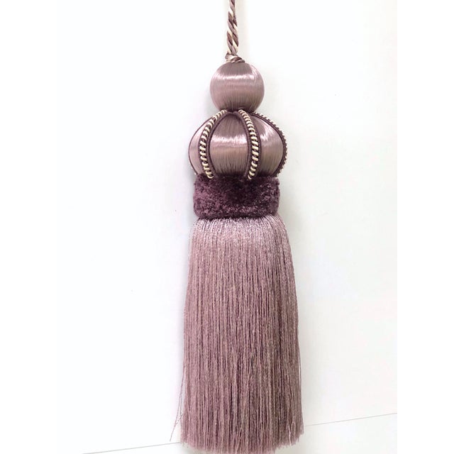 French Country Dusty Mauve Luxury Key Tassel With Satin & Cut Velvet Details For Sale - Image 3 of 11