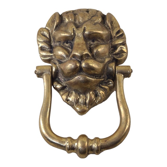 Vintage 1940s Brass Regal Lion Door Knocker For Sale