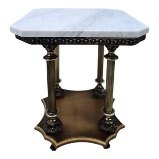 Mid 20th Century Hollywood Regency Style Marble Top Side Table With Fluted Brass Columns For Sale