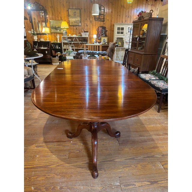 Traditional Late 20th Century Henkel Harris Georgian-Style Solid Cherry Wood Double Pedestal Extension Dining Table. For Sale - Image 3 of 12