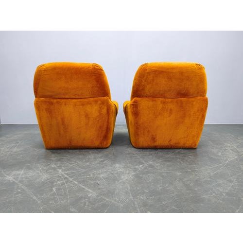 1970s Space Age Italian Lounge Chairs in Orange Upholstery, 1970s, Set of 2 For Sale - Image 5 of 18