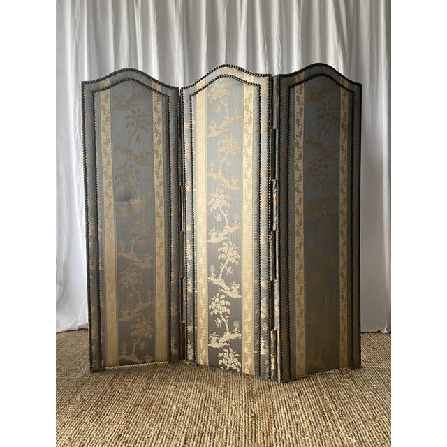 Vintage Screen in Damask Silk, 1920s For Sale - Image 9 of 18