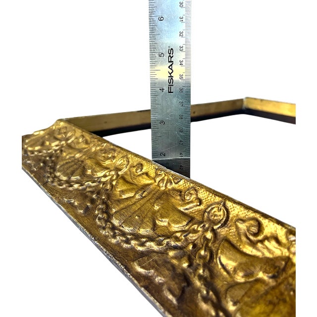 Antique Louis XVI Giltwood Frame With Shell & Garland Detailing, 19th Century For Sale - Image 11 of 12