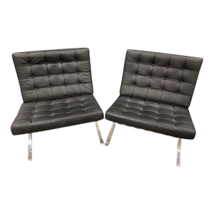 Mid 20th Century In the Style of Ludwig Mies Van Der Rohe for Knoll - A Pair of Barcelona-Style Black and Chrome Chairs