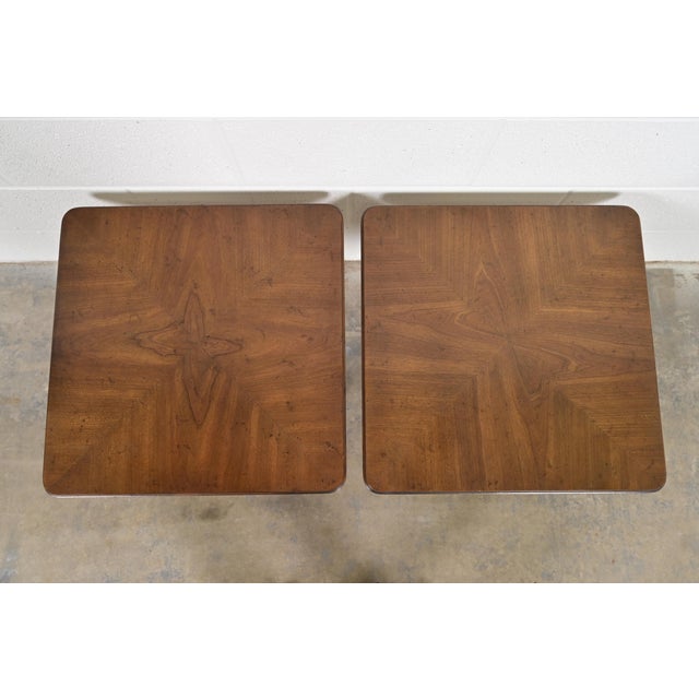 Heritage Furniture Regency Walnut Pedestal Tea Tables or Occasional Side Tables, Pair For Sale In South Bend - Image 6 of 12
