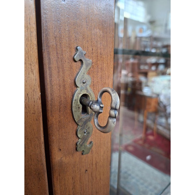 Arte Povera Style Wood and Cut Glass Display Cabinet, Piedmont, Saluzzo, 1960s For Sale - Image 4 of 12
