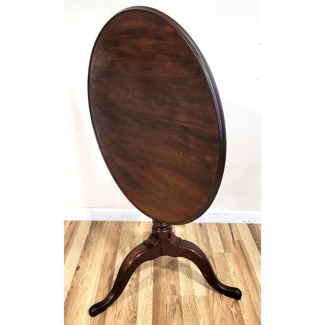 Antique English 19th C Mahogany Queen Anne Round Birdcage Tilt & Turn Top Table For Sale - Image 4 of 18