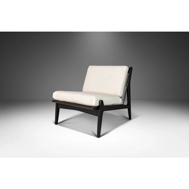 Mid-Century Modern Set of 2 Ebonized Lounge Chairs in Bouclé by Ib Kofod Larsen for Selig, Denmark, Century 1950's For Sale - Image 3 of 13