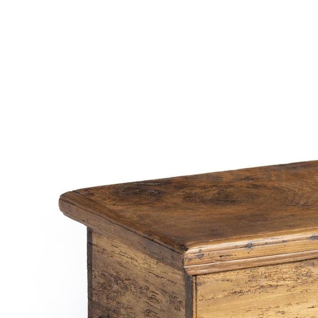 Furniture - Chest - 19th Century. Portuguese; 19th century, made of chestnut wood. Iron hardware. Dimensions: 43 cm x 82...