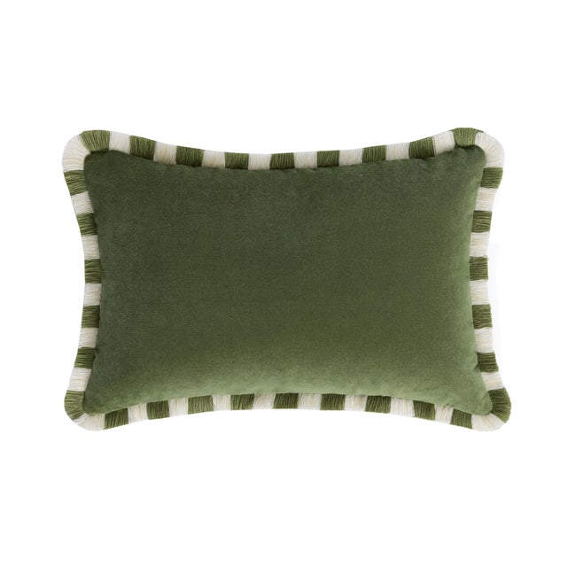 Couple Bicolor Happy Cushions in White and Green Velvet from Lo Decor, Set of 2 For Sale - Image 4 of 6