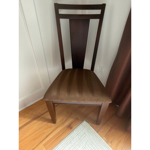 2010s Broyhill Northern Lights Dark Walnut Dining Set-Extending Table With Leaf & 6 Chairs For Sale - Image 5 of 7