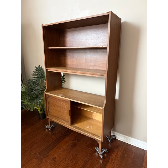 Mid-Century Modern Vintage MCM Walnut China/Display Cabinet For Sale - Image 3 of 11