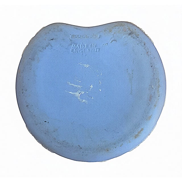 Neoclassical Wedgwood Blue Jasperware - Trinket Box For Sale - Image 3 of 3