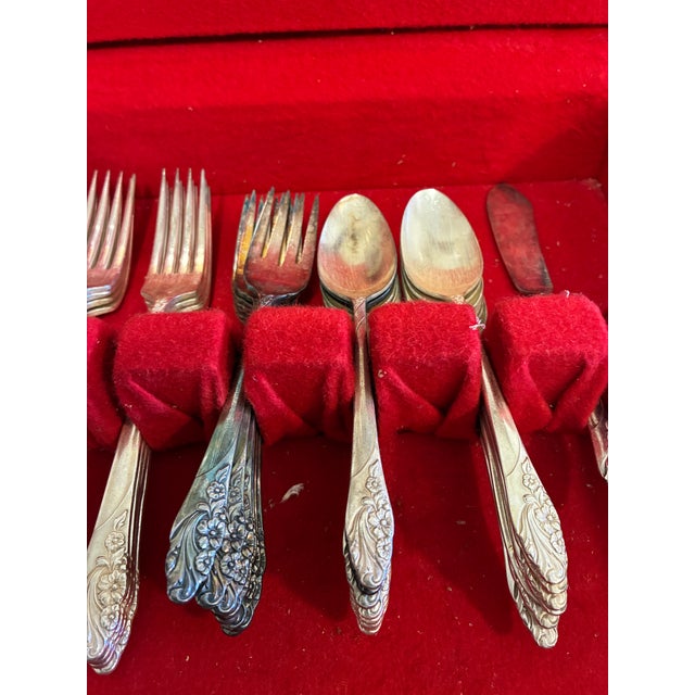 Vintage Community Plate "Evening Star" Silverplate Flatware Set, 49 Pieces With Chest For Sale - Image 9 of 12