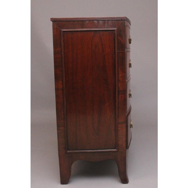 Antique Mahogany Bowfront Chest, 1810 For Sale - Image 4 of 11