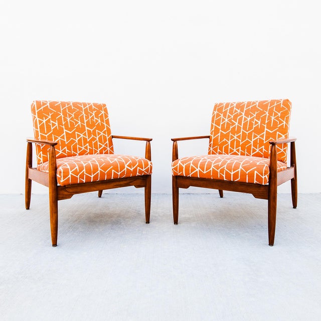 Restored 1960s Mid Century Modern Studio Crafted Oak Lounge Chairs For Sale In Los Angeles - Image 6 of 18