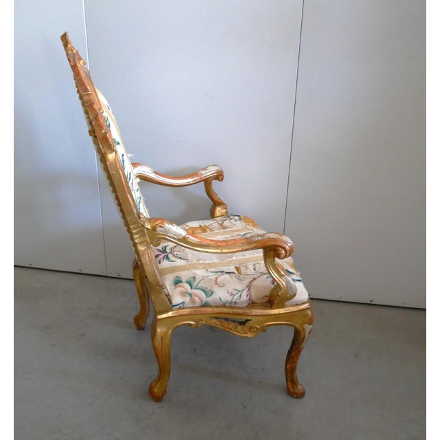 Antique 15th Century Venetian Lacquered and Gilded Armchair For Sale - Image 4 of 18