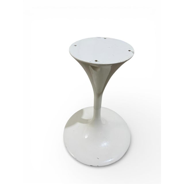 White Vintage Saarinen Style Marble Top Tulip Table For Sale - Image 8 of 15