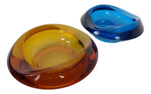 Amber & Blue Sklo Union Glass Ashtrays by Rudolf Jurnikl, Czechoslovakia, 1960s, Set of 2