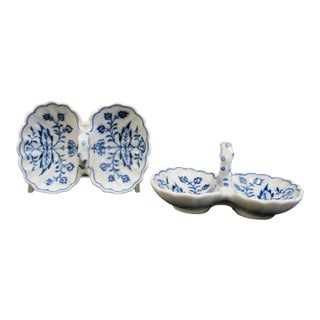 Meissen Porcelain Blue Onion Double Shell Open Salt Cellar Tray With Handle Pair For Sale