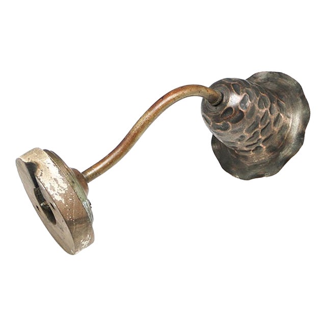 Early 20th Century Art Nouveau Wall Lamp For Sale