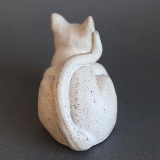 Vintage Italian Ceramic Loafing Cat by Bruno Gambone, 1980s For Sale - Image 6 of 15