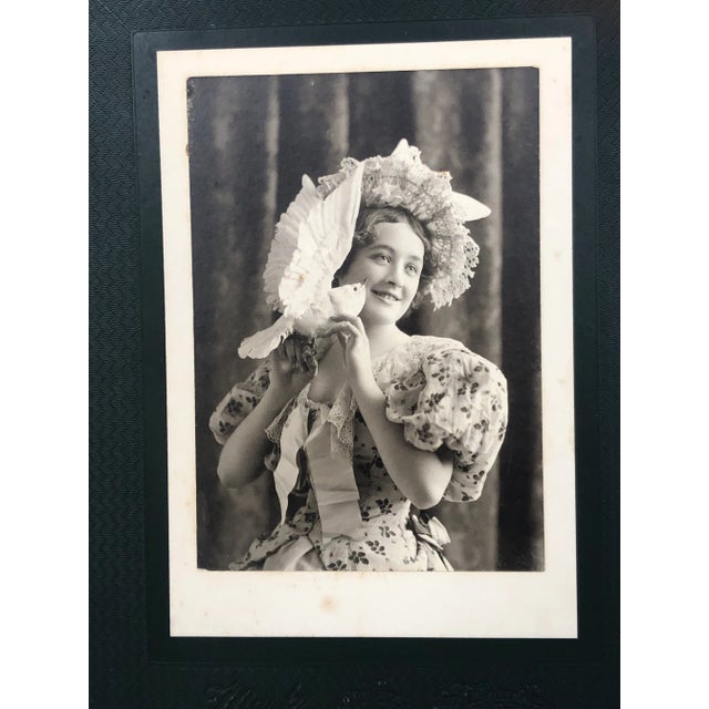 Victorian Era Cabinet Card Photograph of Actress With Bird For Sale - Image 10 of 12