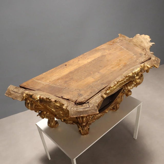 Italian Case in Carved Gilded Linden Wood For Sale - Image 15 of 16