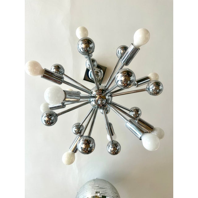 Reggiani Large Sputnik Space Age Chandelier attributed to Goffredo Reggiani, Italy, 1970s For Sale - Image 4 of 5
