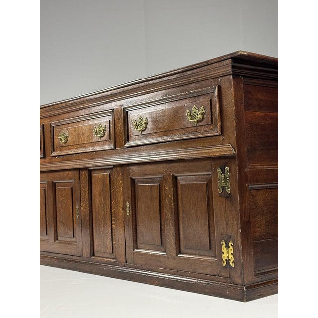 Wood English Oak Sideboard, 1720s For Sale - Image 7 of 18