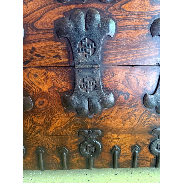 Antique Korean Bandaji with Expressive Grains from Jeju Do Island For Sale In Atlanta - Image 6 of 18