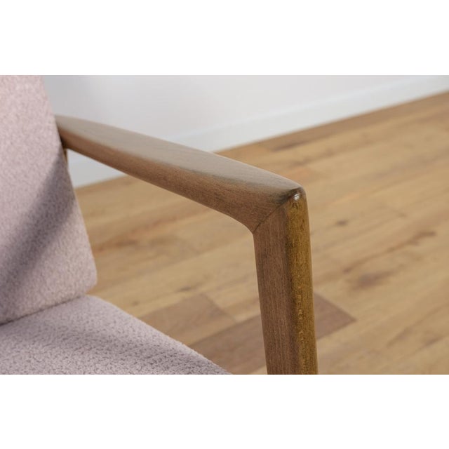 Wood Mid-Century Model 300-139 Armchair from Swarzędz Factory, 1960s For Sale - Image 7 of 14