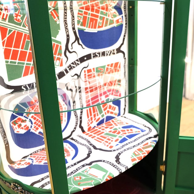 Glass Vintage Louis XVI Style Display Cabinet by Josef Frank for Svenskt Tenn, 1950s For Sale - Image 7 of 8