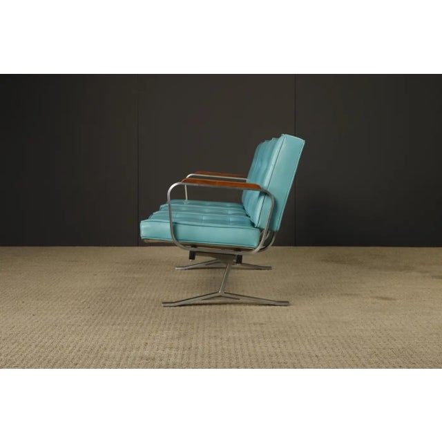 Metal Mid-Century Modern Heavy Steel Airport Tandem Sofa, Circa 1950s For Sale - Image 7 of 18