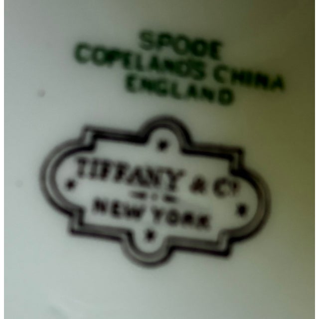 Hollywood Regency Antique Spode Copeland for Tiffany & Co. Green & Gold Dinner Plates - Set of 12 For Sale - Image 3 of 6