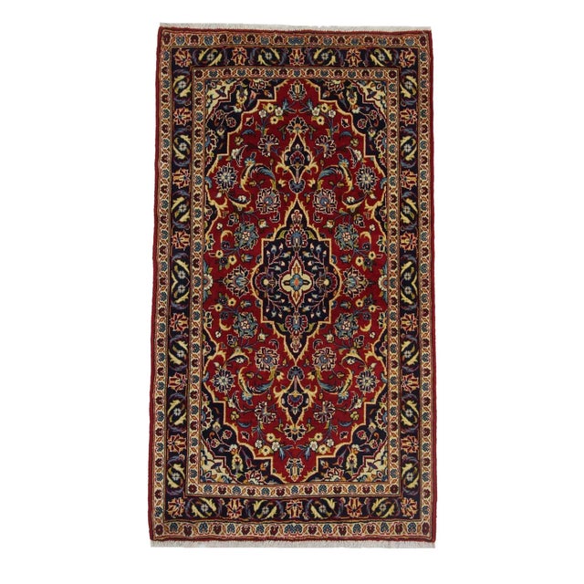 Middle Eastern Rug in Wool For Sale - Image 6 of 6