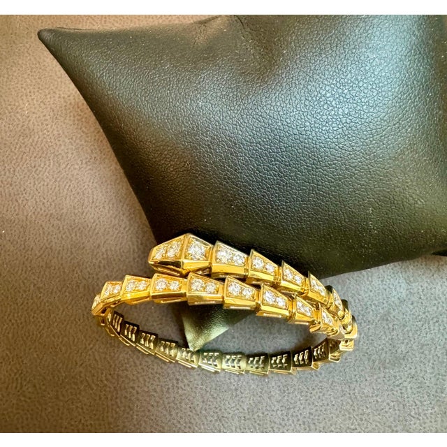 18k Yellow Gold 3 Ct Pave Diamond Serpenti Viper Slim Bracelet Size medium For Sale - Image 10 of 18