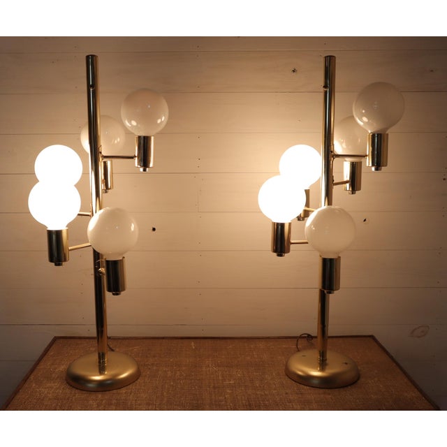 Vintage Pair of Waterfall Robert Sonneman Style Table Lamp Space Age Mid Century Modern Atomic Retro Hollywood Regency 70's 80's For Sale - Image 6 of 15