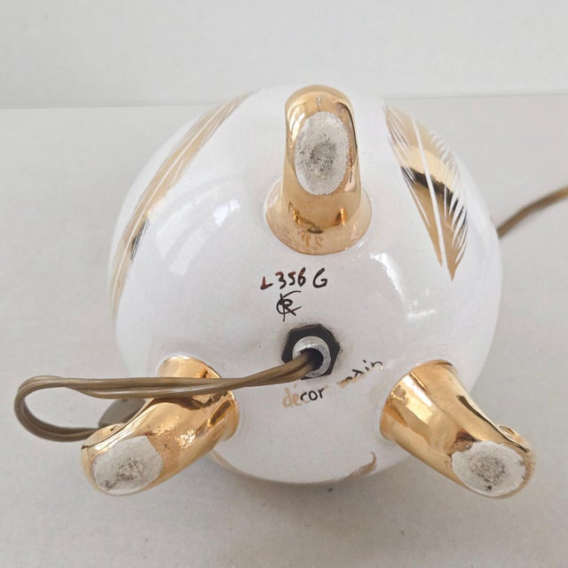 Very good overall condition, some signs of wear. Works, original plug. Height 28 cm. Length 14 cm. Width 13 cm. Superb...