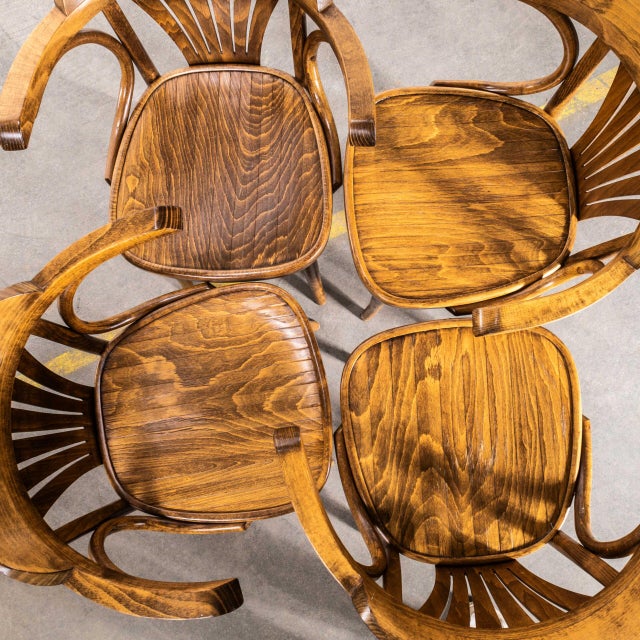 French Bentwood Fan Back Dining Chairs, 1970s, Set of 4 For Sale - Image 3 of 10