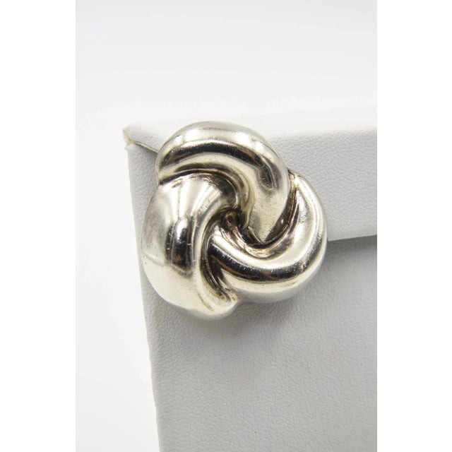 Late 20th Century Mexican Sterling Silver Knot Clip-on Earrings - 2 Pieces For Sale - Image 5 of 9