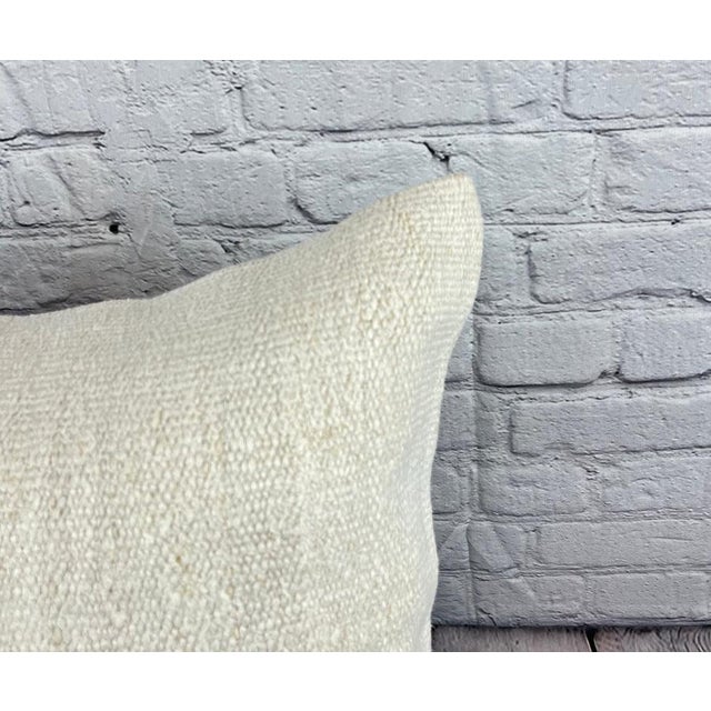 Turkish 20 x 20 Hemp Pillow Turkish Cushion Natural Grayish White Pillow Cushion Cover For Sale - Image 3 of 4