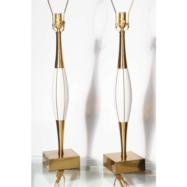 Stewart Ross James Mid-Century Stewart Ross James Attrib. White Incised Wood and Brass Table Lamps - a Pair For Sale - Image 4 of 9