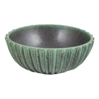 Vintage Stoneware Bowl with Vertical Fluting and Deep Green Glaze by Arne Bang, 1940s For Sale