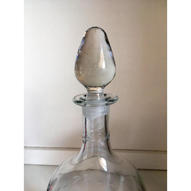 About 20th Art Deco glass decanter bottle. Measure: Base 3.5 inches. Details OF THE PERIOD Art Deco PLACE OF ORIGIN France...